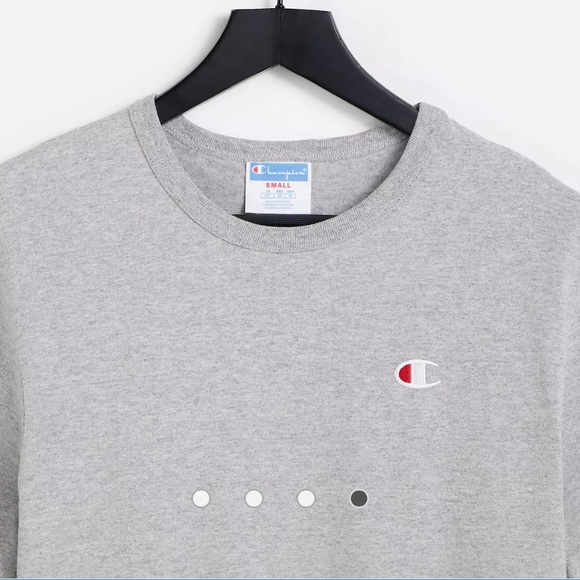 💥 NWT Champion small logo t-shirt in gray💥 - Picture 4 of 7